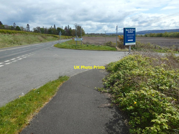 Photo 6"x4" Junction of Cardross Road and Moss Road Craigendoran c2017