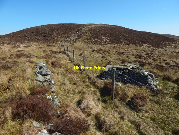 Photo 6"x4" Fence and dry-stone wall Faslane Port c2017