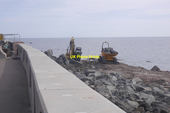 Photo 6"x4" Coastal defences, Arbroath Arbroath c2016 P1