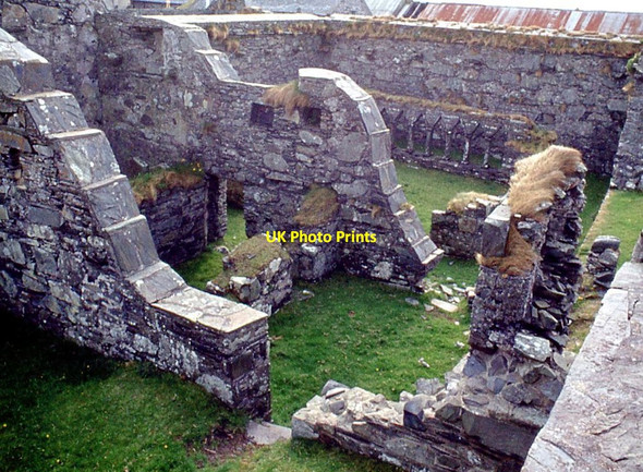 Photo 6"x4" Stabilised walls in Oronsay Priory Ardskenish c1974