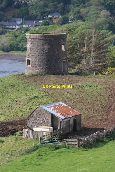 Photo 6"x4" Barn and Folly, Uig, Isle of Skye Uig\/NG3963 c2017
