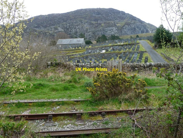 Photo 6"x4" Mynwent Bethesda Cemetery, Manod Blaenau Ffestiniog c2017