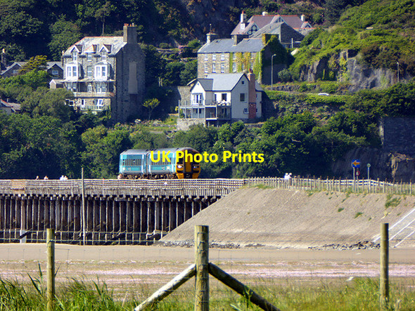 Photo 6"x4" An Arriva train crossing Barmouth Bridge Barmouth\/Abermaw c2017