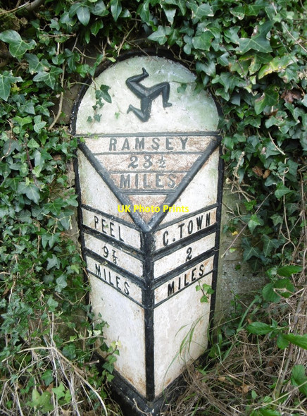 Photo 6"x4" Old Milepost by the A3, Ballahott, Isle of Man Ballasalla\/SC2870 c2015