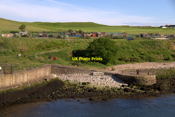 Photo 6"x4" Small pier and allotments at Girdleness, Aberdeen Balnagask c2017