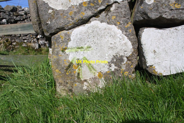 Photo 6"x4" Benchmark on stone at gateway at Cow Close Settle c2017