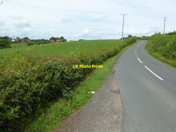 Photo 6"x4" Road on Hurtle Hill Dunley\/SO7869 c2017