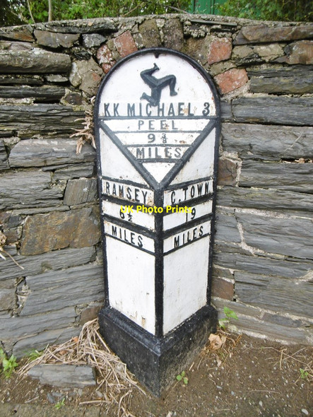 Photo 6"x4" Old Milepost by the A3, Hunter's Croft, Isle of Man Ballaugh c2015