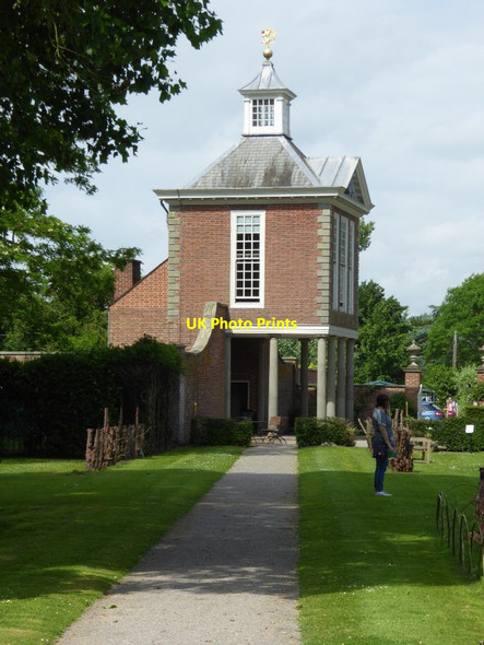 Photo 6"x4" The Tall Pavilion, Westbury Court Garden Strand\/SO7113 c2017