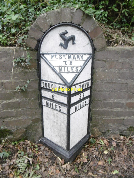 Photo 6"x4" Old Milepost by the A5, Ballavarvane, Isle of Man Ballasalla\/SC2870 c2015