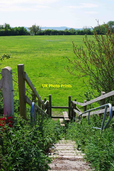 Photo 6"x4" Steps and stile on public footpath, near Challow Station, Oxon Goosey c2017