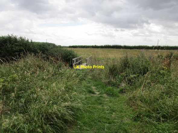 Photo 6"x4" Bridge over a drain Garton c2017
