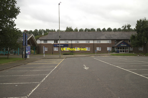Photo 6"x4" Travelodge, Leicester Markfield Services Copt Oak c2017