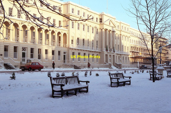 Photo 6"x4" Cheltenham Municipal Offices in snow Cheltenham c1981
