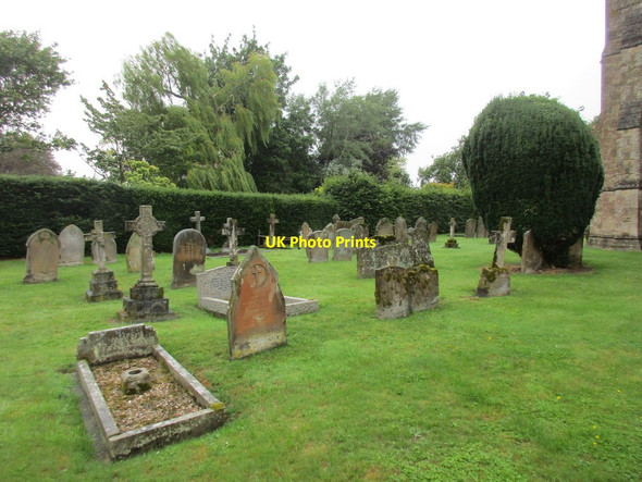 Photo 6"x4" The south west part of the churchyard, Shalstone Shalstone c2017