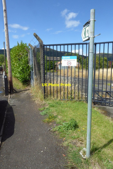 Photo 6"x4" Footpath beside Malvern Technology Centre Great Malvern c2017