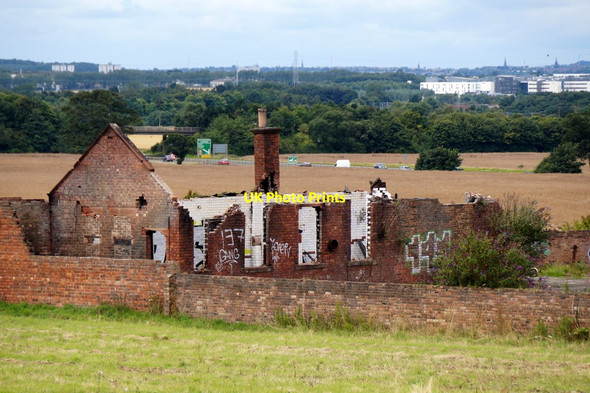 Photo 6"x4" Ruined building between Whitecraig and Wallyford Whitecraig\/NT3570 c2017