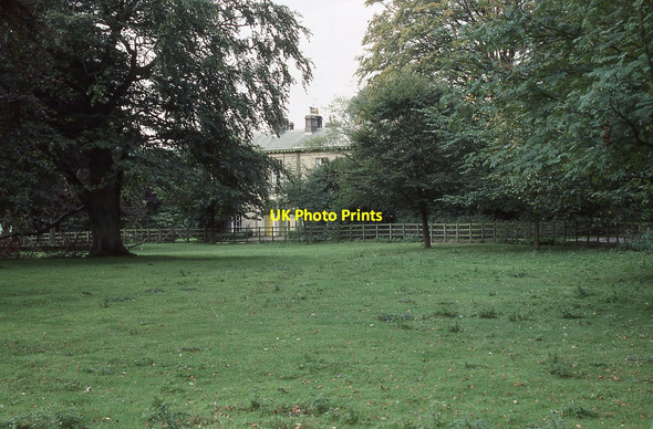 Photo 6"x4" A glimpse of Stainforth Youth Hostel Langcliffe\/SD8265 c1990