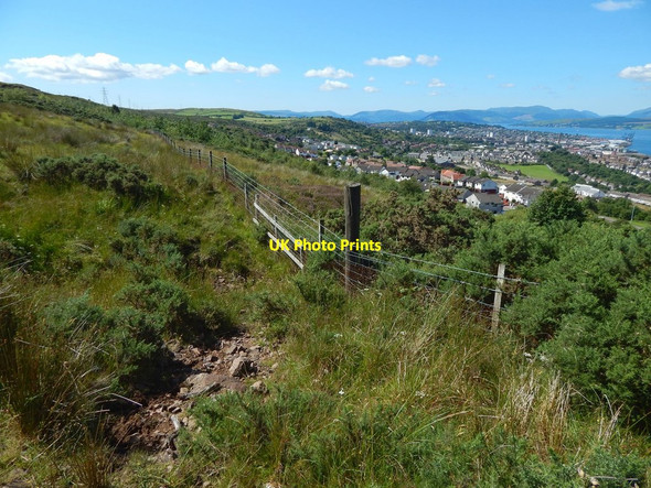 Photo 6"x4" Fence above the Strone Greenock\/NS2776 c2017