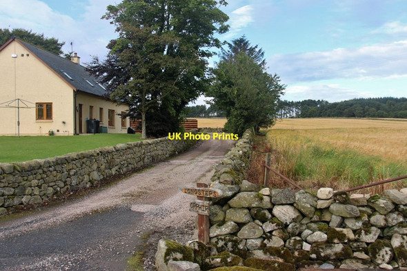 Photo 6"x4" Country cottage at Bridge of Steps Overton\/NJ8714 c2017