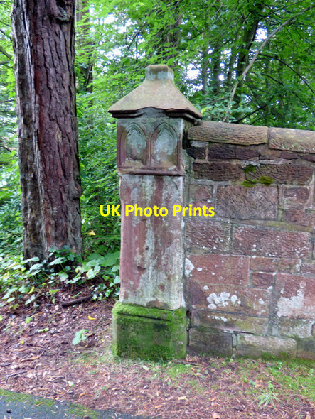 Photo 6"x4" Gatepost at Stroove Skelmorlie c2017 P1