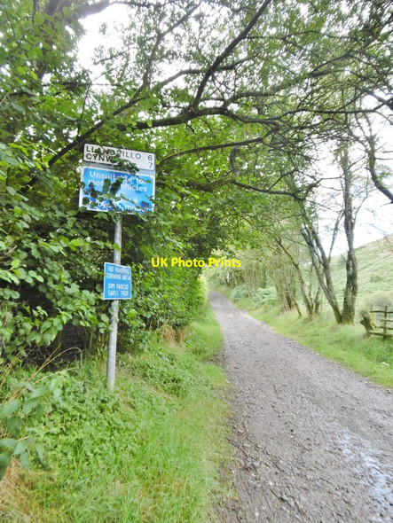 Photo 6"x4" Pentre, end of the road Nant Rhydwilym c2017