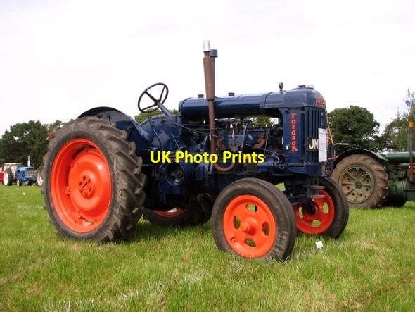 Photo 6"x4" Fordson E27N tractor Little London\/TG1823 c2017