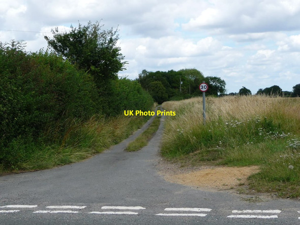 Photo 6"x4" Judas Lane, heading north from Mellis Road Yaxley\/TM1273 c2017