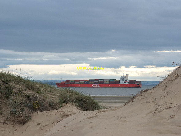 Photo 6"x4" Container ship in Crosby Channel Crosby\/SJ3198 c2017