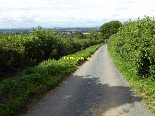 Photo 6"x4" Country road above Westmancote Kemerton c2017