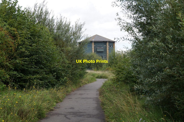 Photo 6"x4" The Peacock Tower at the London Wetland Centre, Barnes Barnes c2017