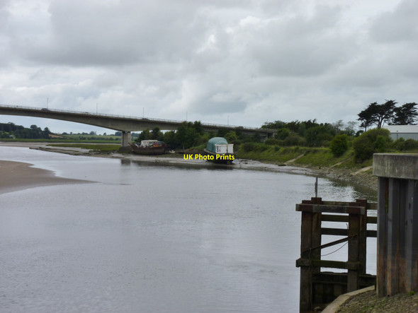 Photo 6"x4" Stranded Boats by Taw Bridge, Barnstaple Barnstaple c2017
