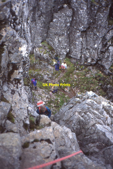 Photo 6"x4" Behind the Douglas Boulder Ben Nevis c1994