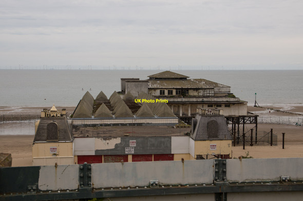 Photo 6"x4" Colwyn Victoria Pier from the railway station Colwyn Bay\/Bae Colwyn c2017