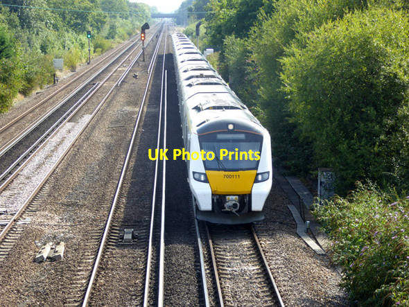 Photo 6"x4" Northbound Thameslink train, Tinsley Green Tinsley Green c2017