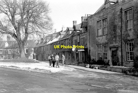 Photo 6"x4" YHA hostel Stow on the Wold Stow-on-the-Wold c1963