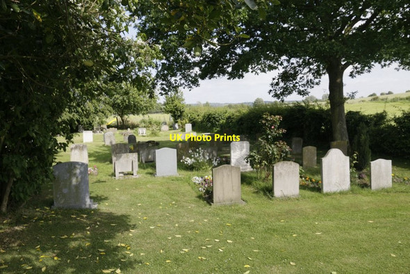 Photo 6"x4" Churchyard round the South Side Cuxham c2017