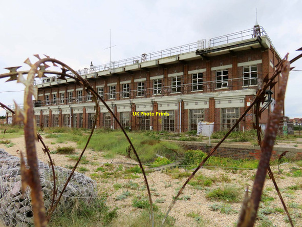 Photo 6"x4" Derelict MOD building by Fort Cumberland Eastney c2017 P3