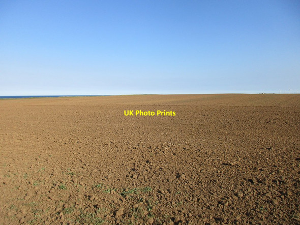 Photo 6"x4" Cliff top field Holmpton c2017