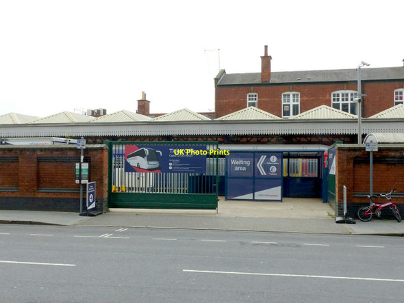 Photo 6"x4" National Express offices and waiting room, Nottingham Station Nottingham\/SK5641 c2017