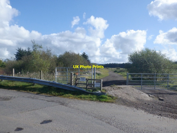 Photo 6"x4" Former quarry road near Loudon Hill Drumclog c2020