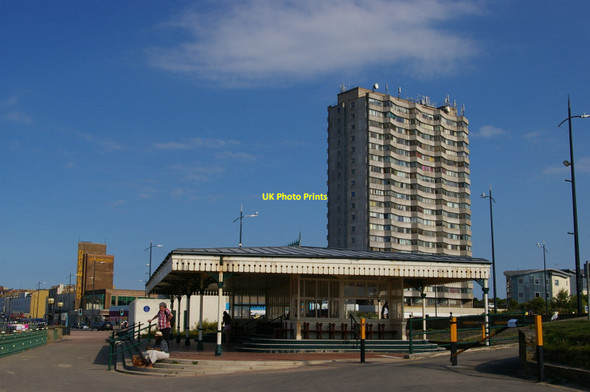 Photo 6"x4" Margate: Nayland Rock Shelter Margate c2019