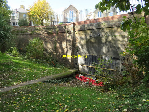 Photo 6"x4" Former railway tunnel, Cowes Cowes c2020