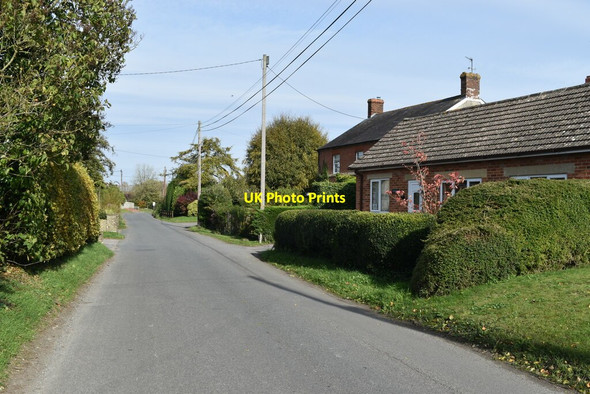 Photo 6"x4" Village street at Coate Coate\/SU0461 c2020