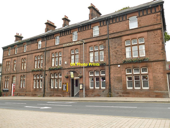 Photo 6"x4" Penrith Station Hotel Penrith c2020