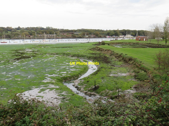 Photo 6"x4" Tidal inlet near Cowes Whippingham c2020