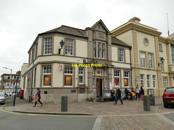 Photo 6"x4" Ulverston Post Office Ulverston c2020