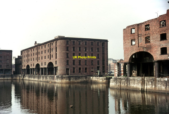 Photo 6"x4" The Albert Dock - 1971 Toxteth c1971