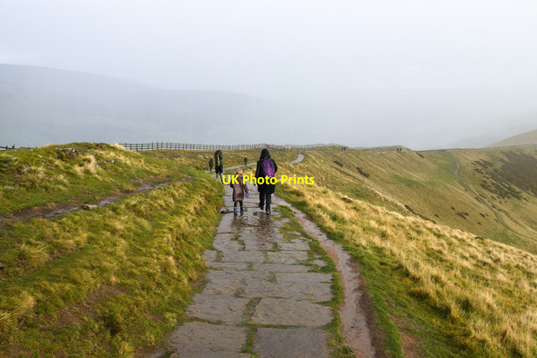 Photo 6"x4" Mam Tor summit path approaching the Mam Tor Bridleway Edale c2020