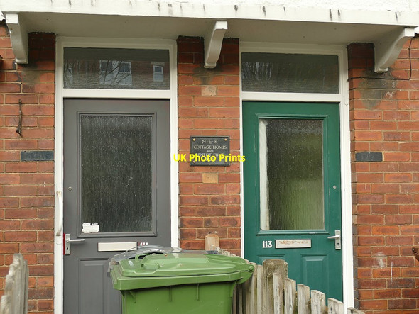 Photo 6"x4" NER houses, Kirkstall Lane detail Kirkstall c2020